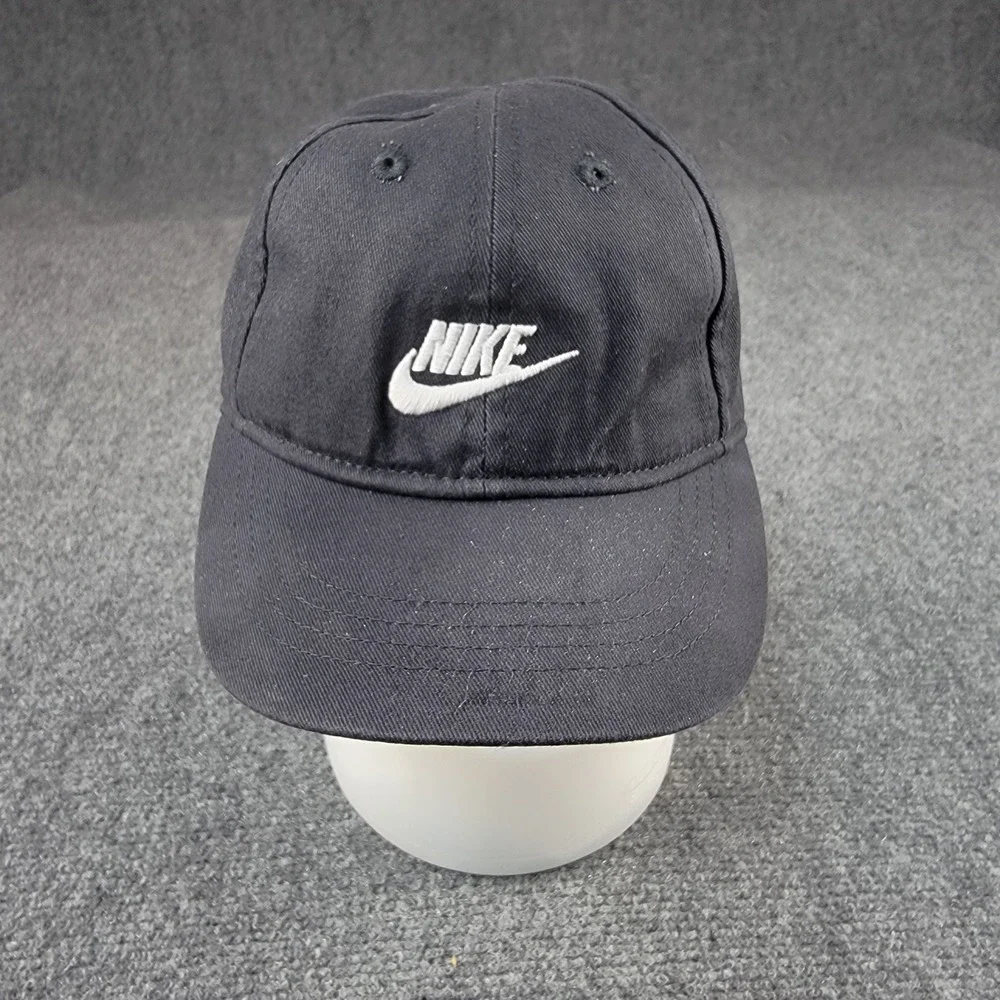 Nike Infant Baseball Cap Black White Swoosh Logo Adjustable Hat 2902-693‎